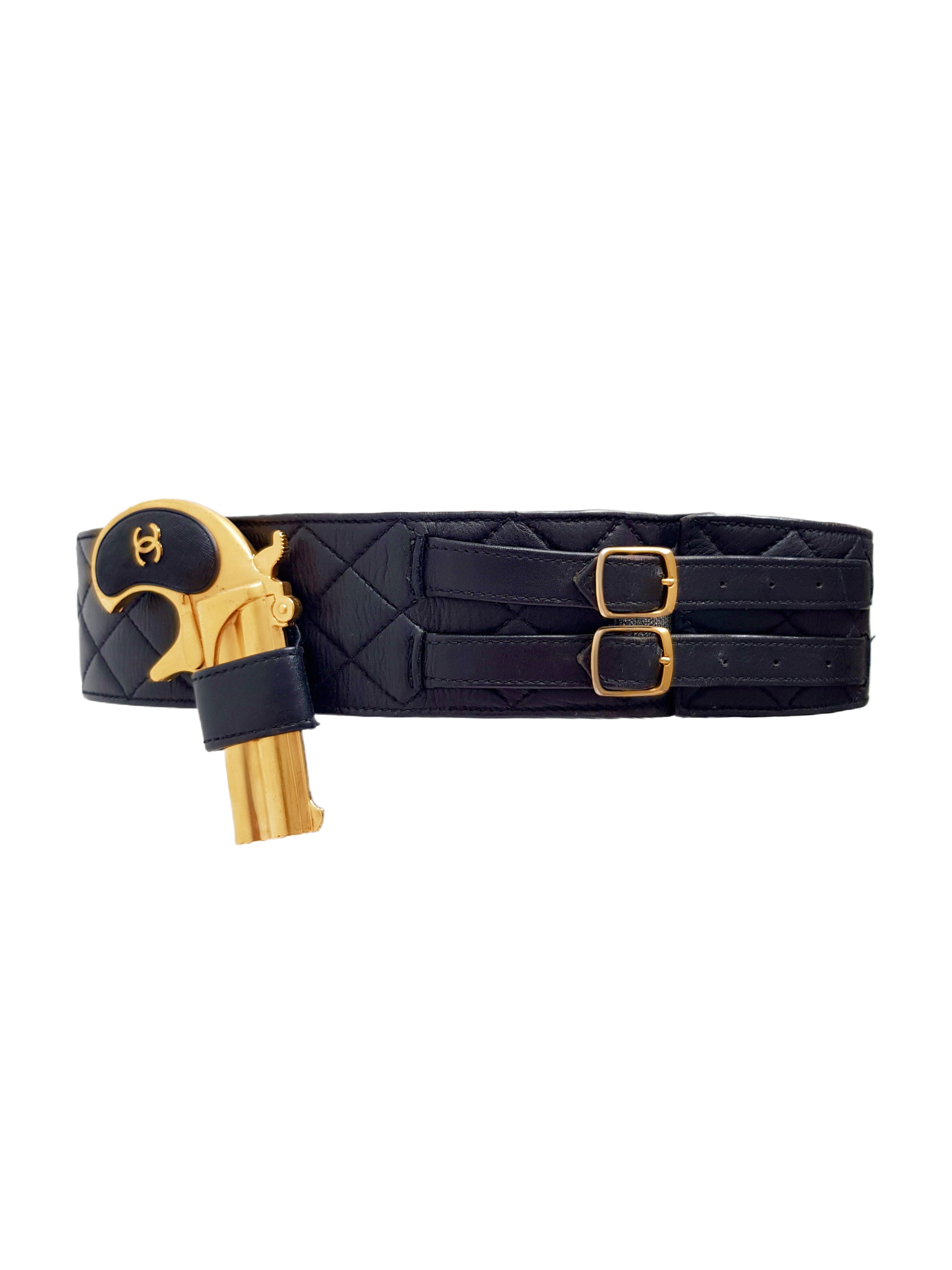 CHANEL FALL / WINTER 1993 BLACK QUILTED LEATHER GOLD PLATED GUN WAIST BELT