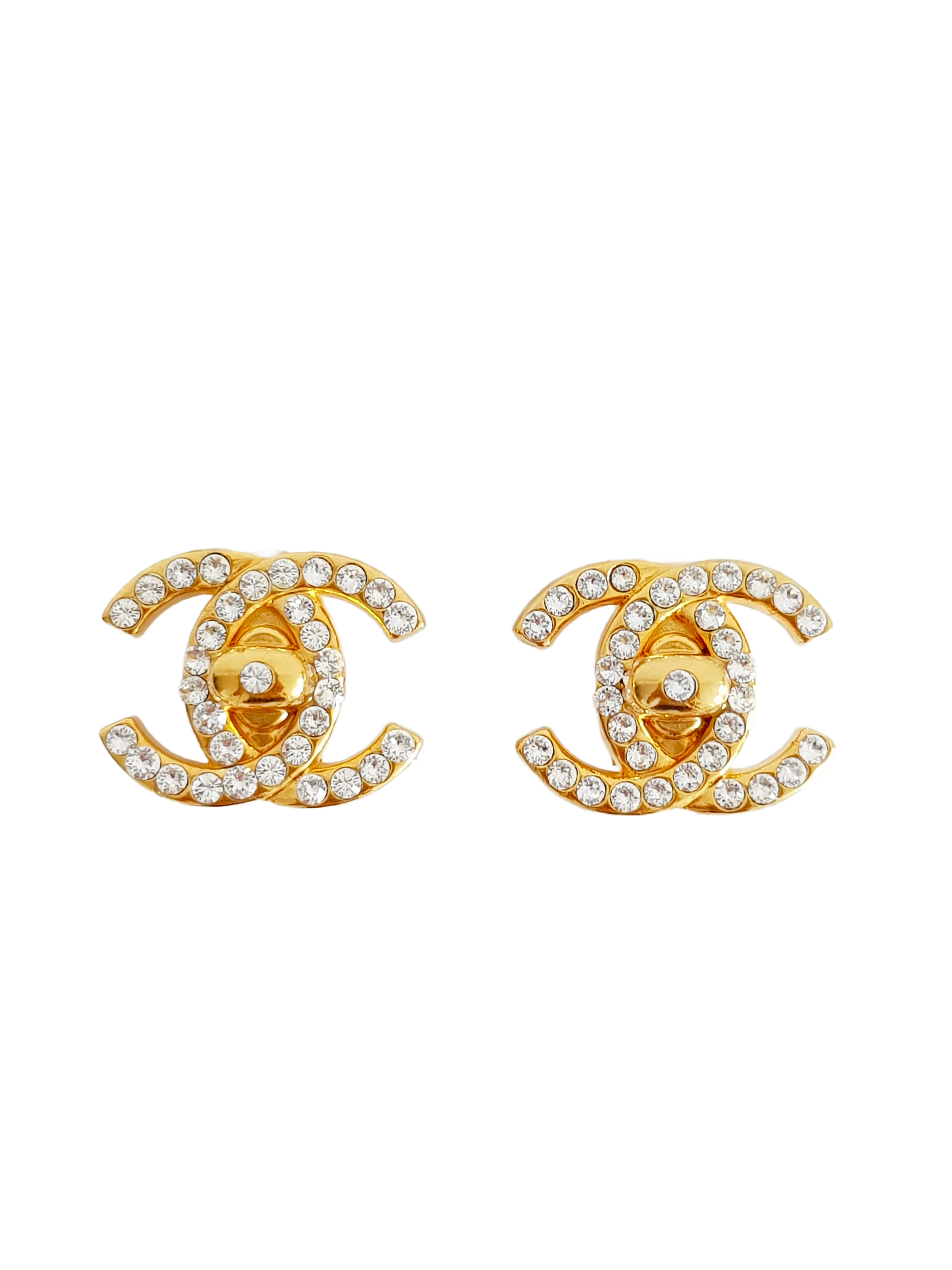 CHANEL FALL / WINTER 1996 (96A) GOLD PLATED RHINESTONE CRYSTAL EXCRUST CHANEL FALL / WINTER 1996 (96A) GOLD PLATED RHINESTONE CRYSTAL EXCRUST