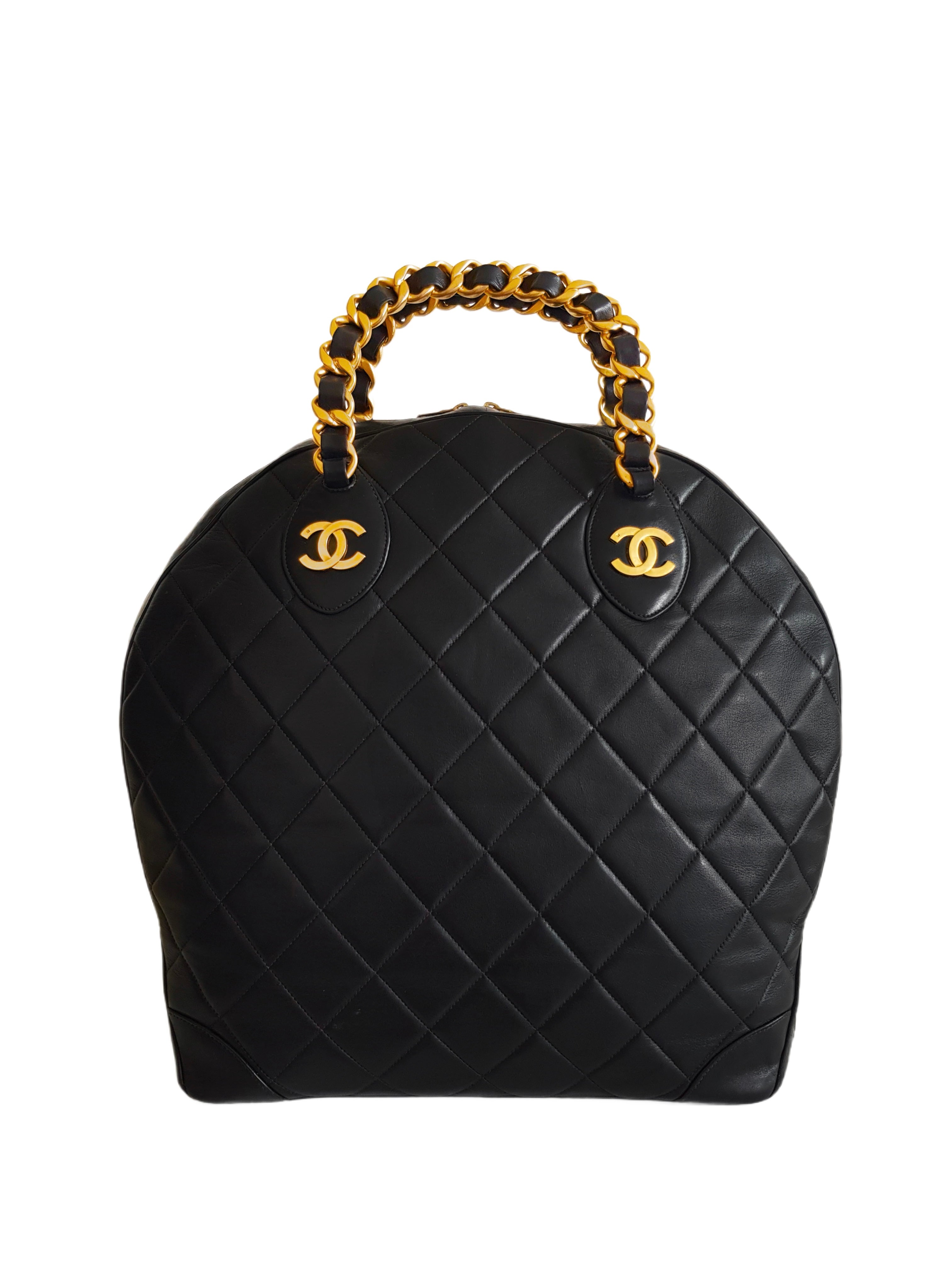 CHANEL FALL / WINTER 1992 (2 SERIES) BLACK QUILTED LEATHER ENWTINED TOP HANDLE CC LOGO XL BOWLER  BAG
