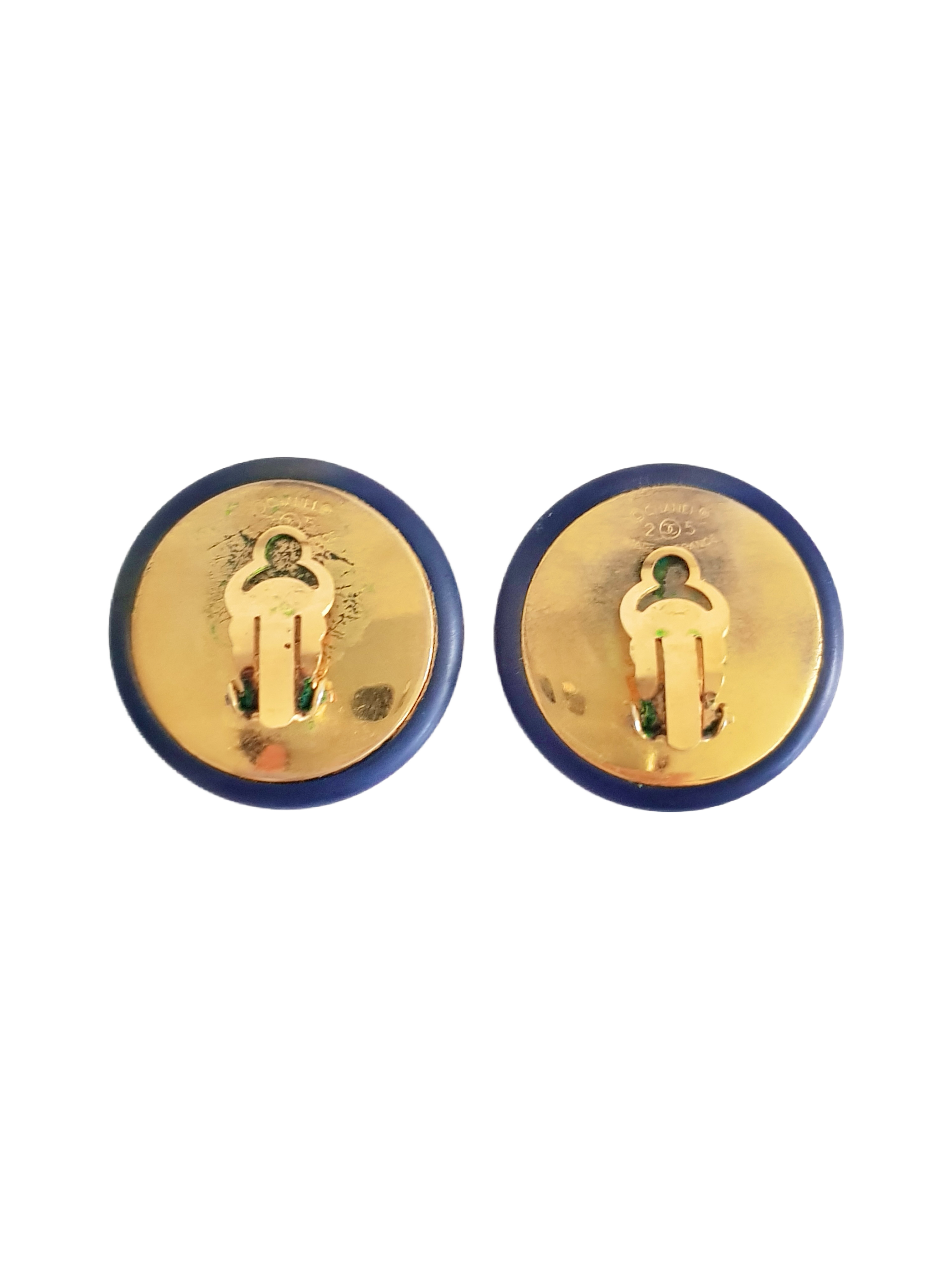 CHANEL SPRING / SUMMER 1991 (COLLECTION 25) BLUE LEATHER GOLD CC LOGO ROUND CLIP-ON EARRINGS