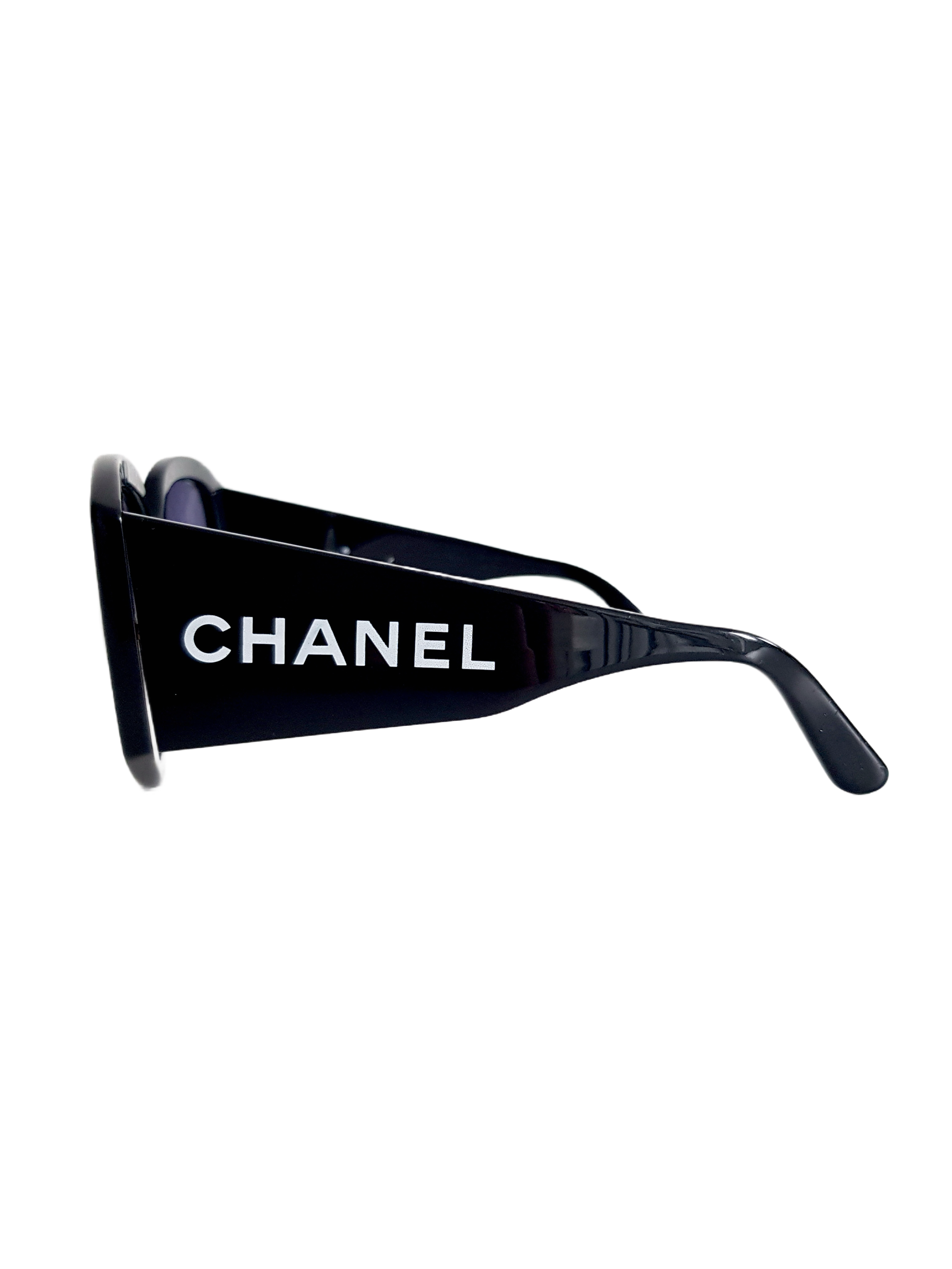 CHANEL SPRING / SUMMER 1995 (05249) BLACK RESIN CHANEL SPELLOUT LOGO 'LIL KIM' SUNGLASSESS
