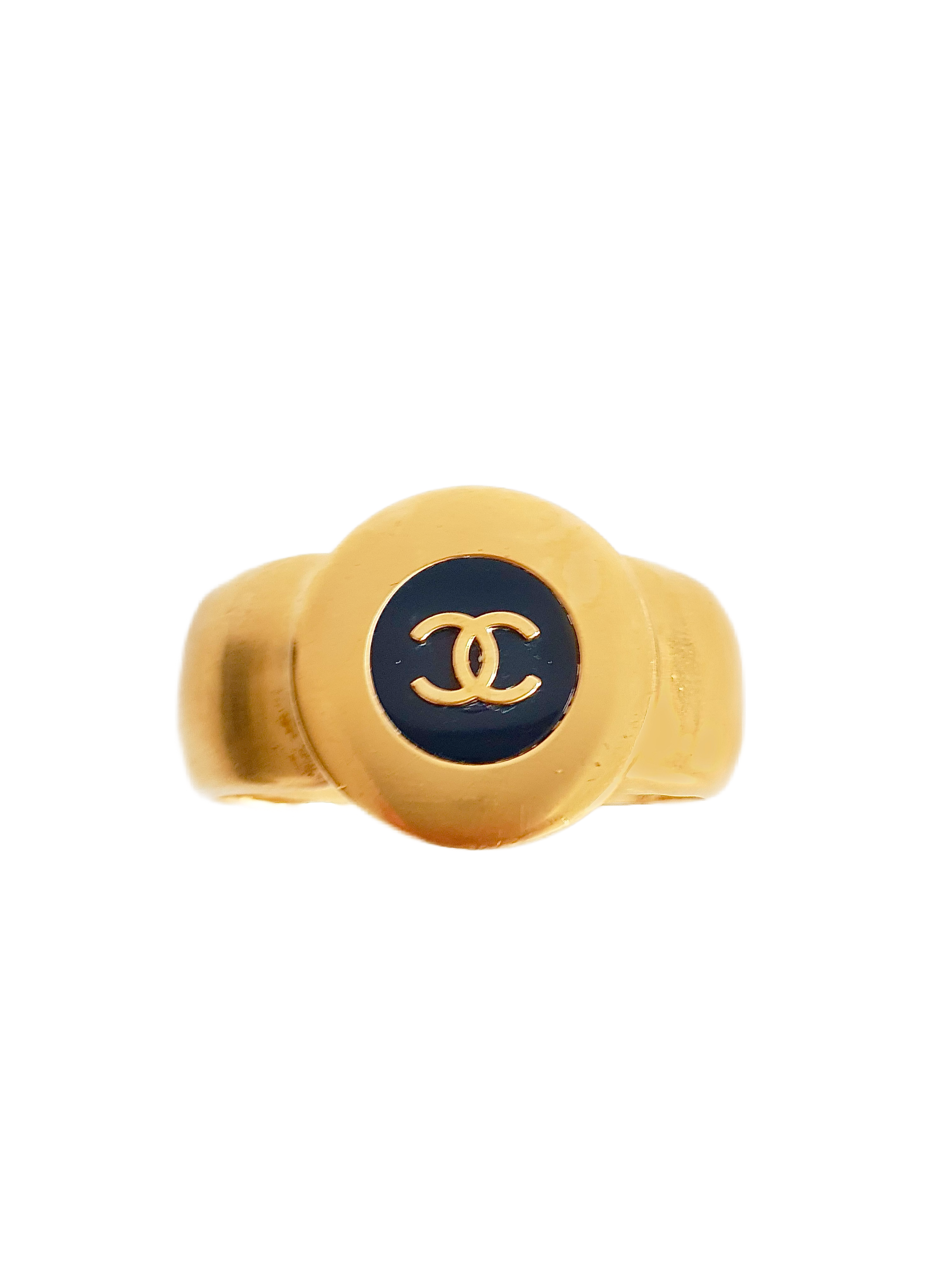 CHANEL FALL / WINTER 1996 GOLD PLATED CC LOGO BLACK ENAMEL COIN CLIC CUFF BRACELET