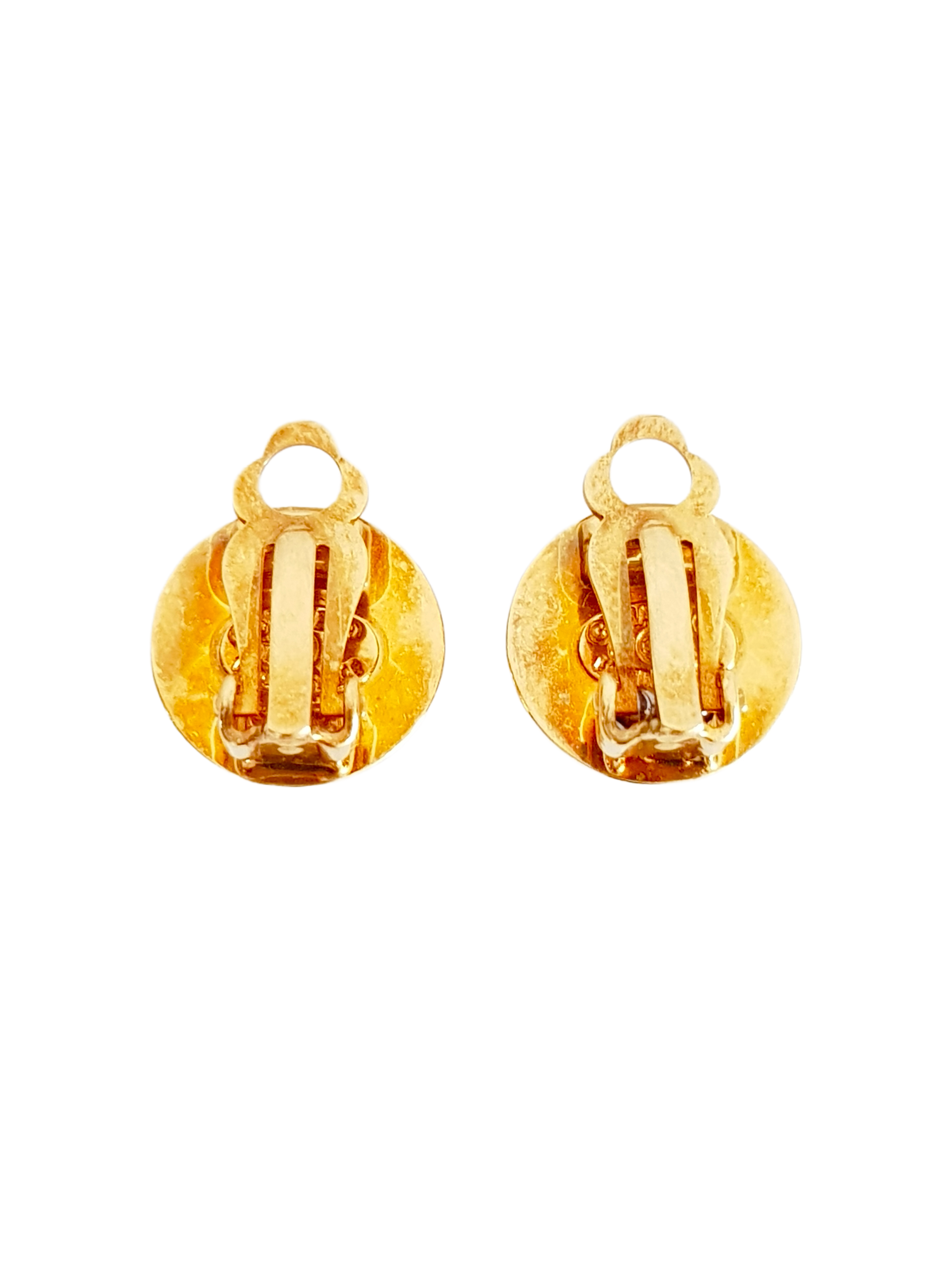 CHANEL FALL / WINTER 1997 (97A) GOLD PLATED CC LOGO TURNLOCK ROUND CLIP-ON EARRINGS