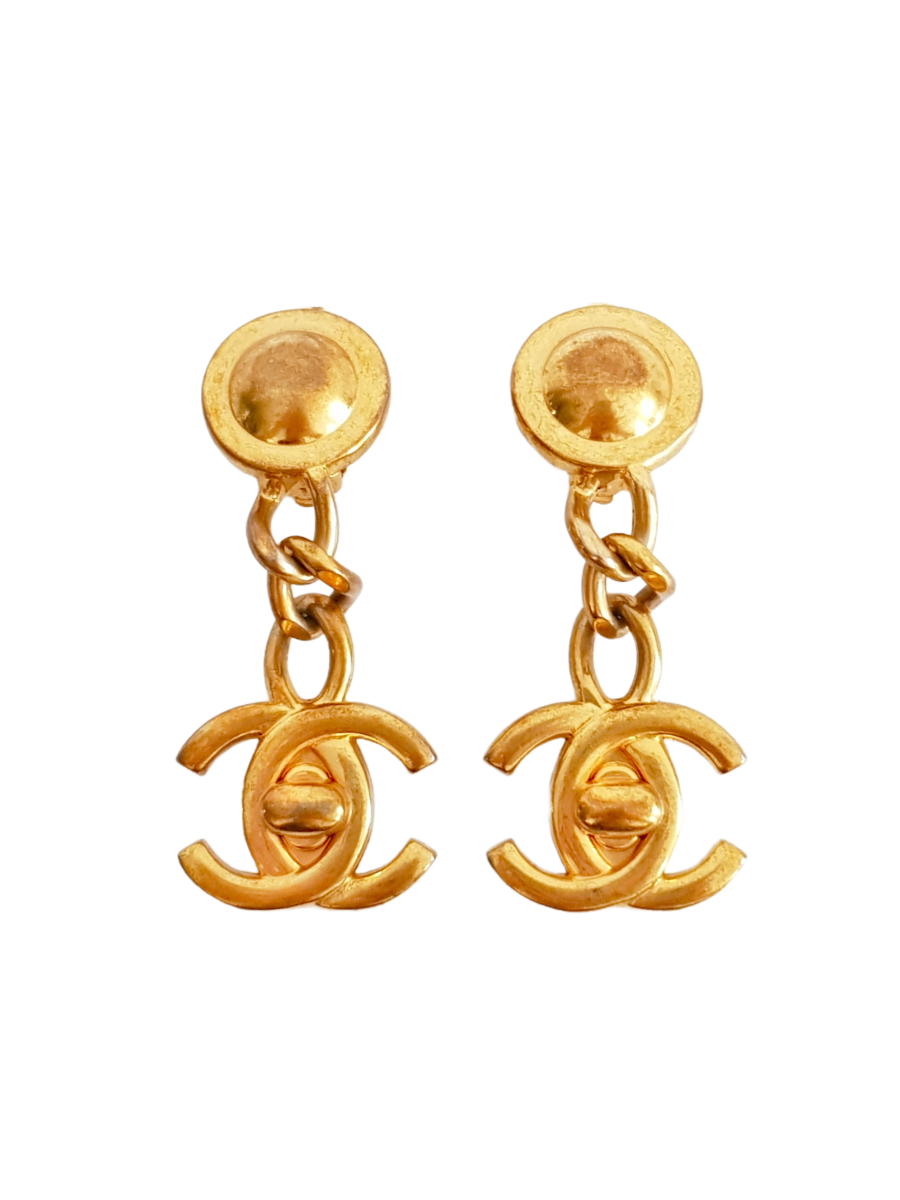 CHANEL FALL / WINTER 1996 (96A) GOLD PLATED CC LOGO TURNLOCK DROP CLIP-ON EARRINGS