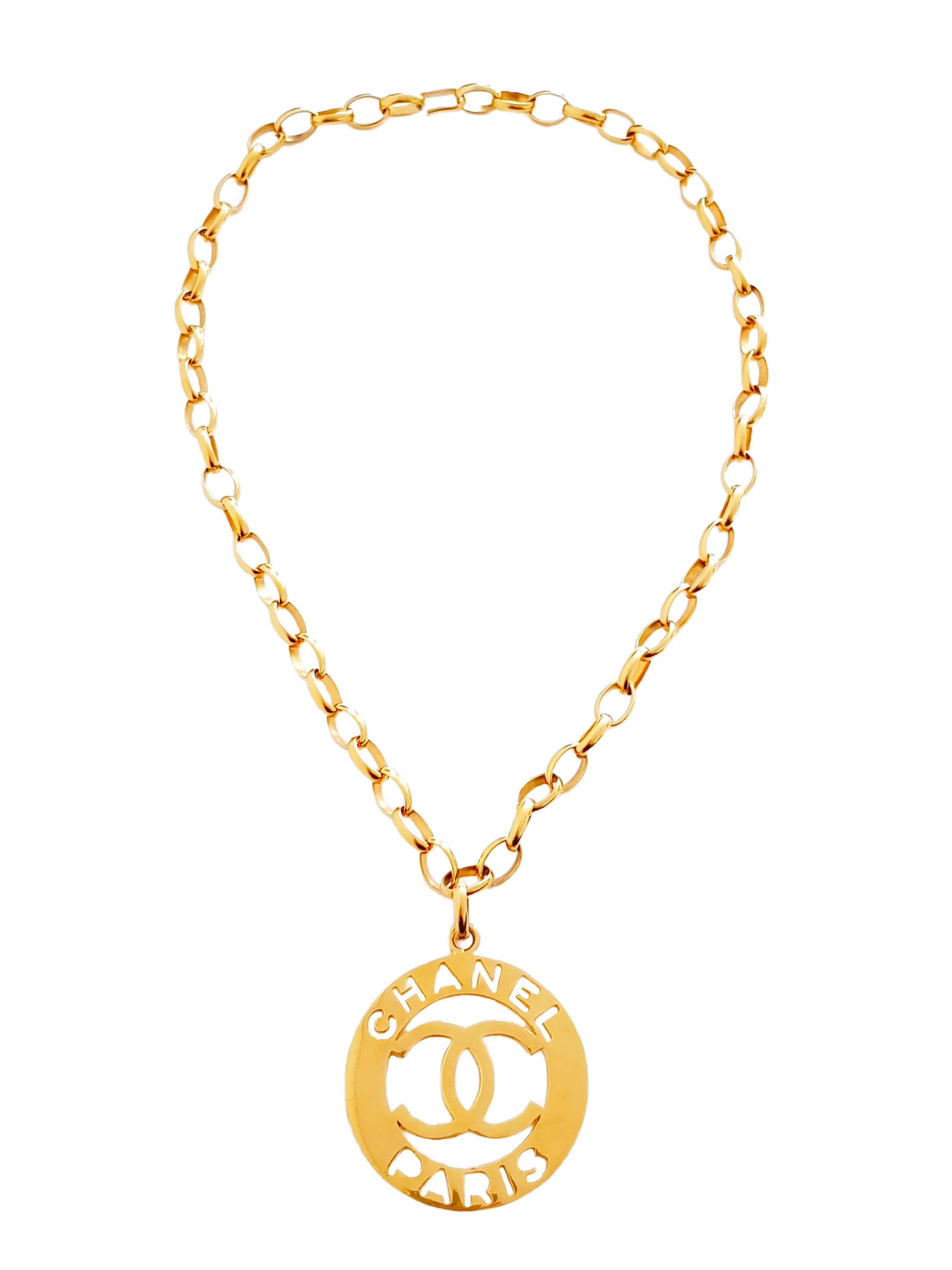 CHANEL SPRING/SUMMER 1988 GOLD PLATED CC CUTOUT LOGO MEDALLION NECKLACE