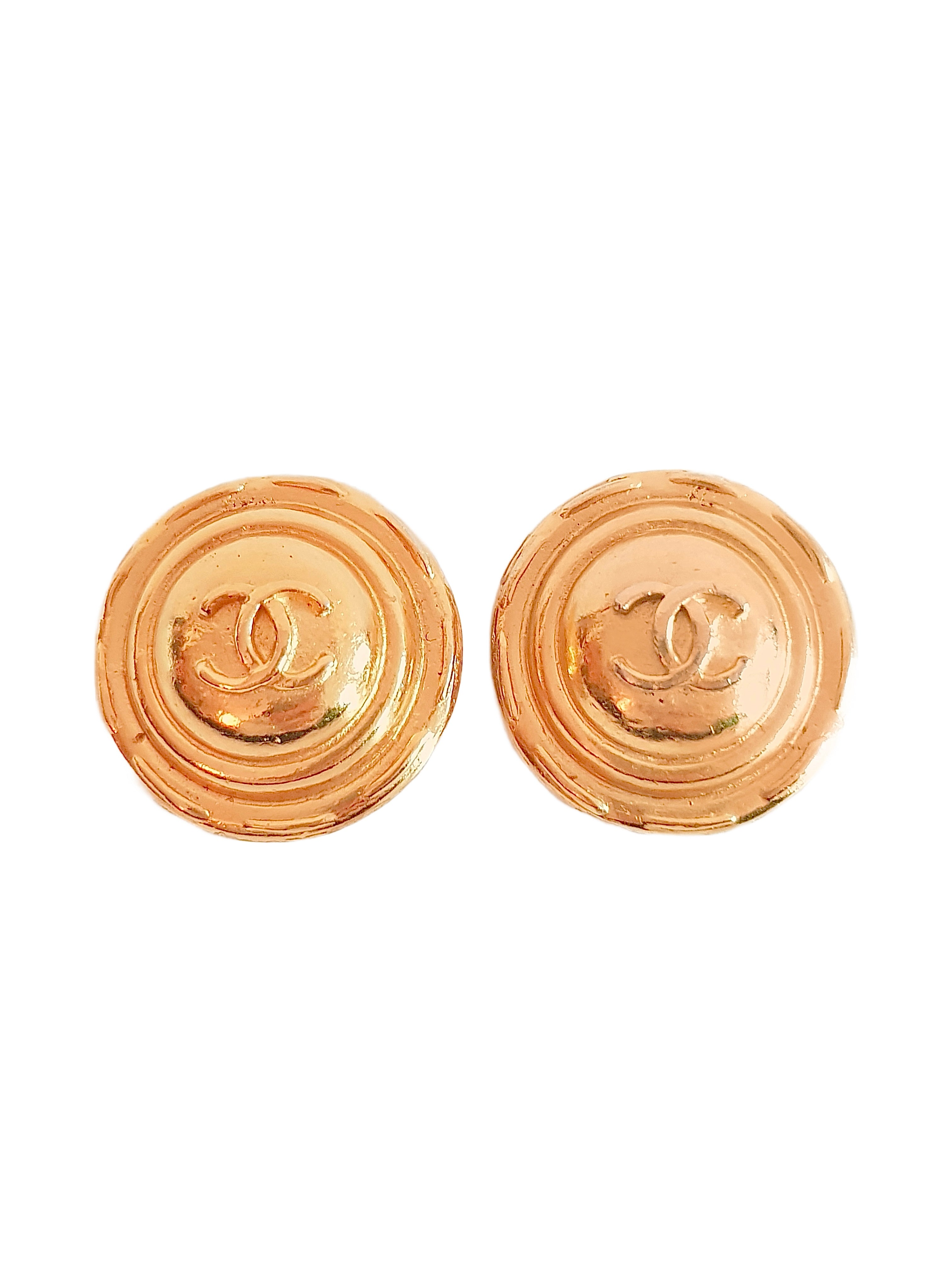 CHANEL 1990'S GOLD PLATED CC LOGO ROUND DOME XL CLIP-ON EARRINGS
