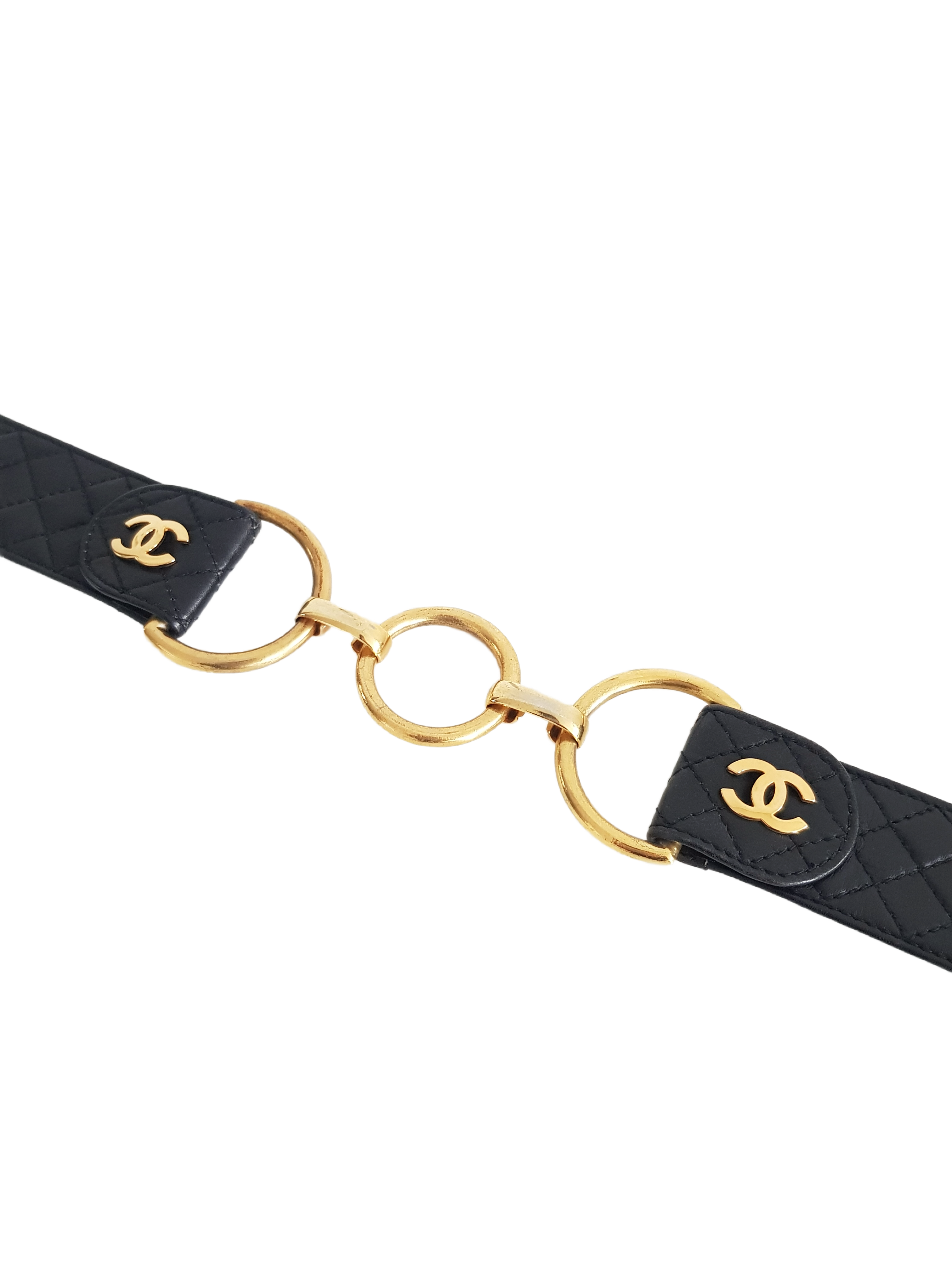 CHANEL FALL / WINTER 1992 (COLLECTION 29) BLACK QUILTED LEATHER CC LOGO RING BELT