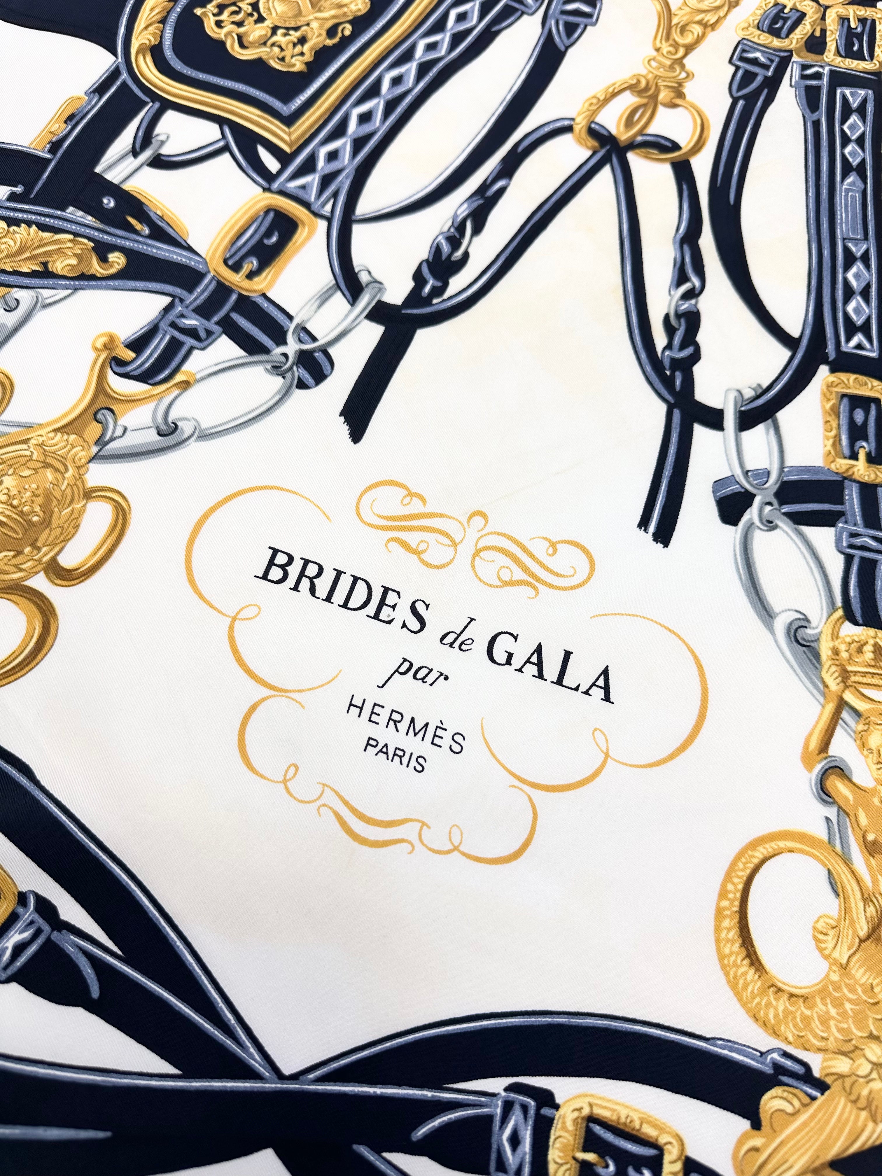 HERMÈS PARIS BRIDES DE GALA BLUE GOLD WHITE SILK SQUARE EQUESTRIAN HORSE PRINT CARRÉ SCARF