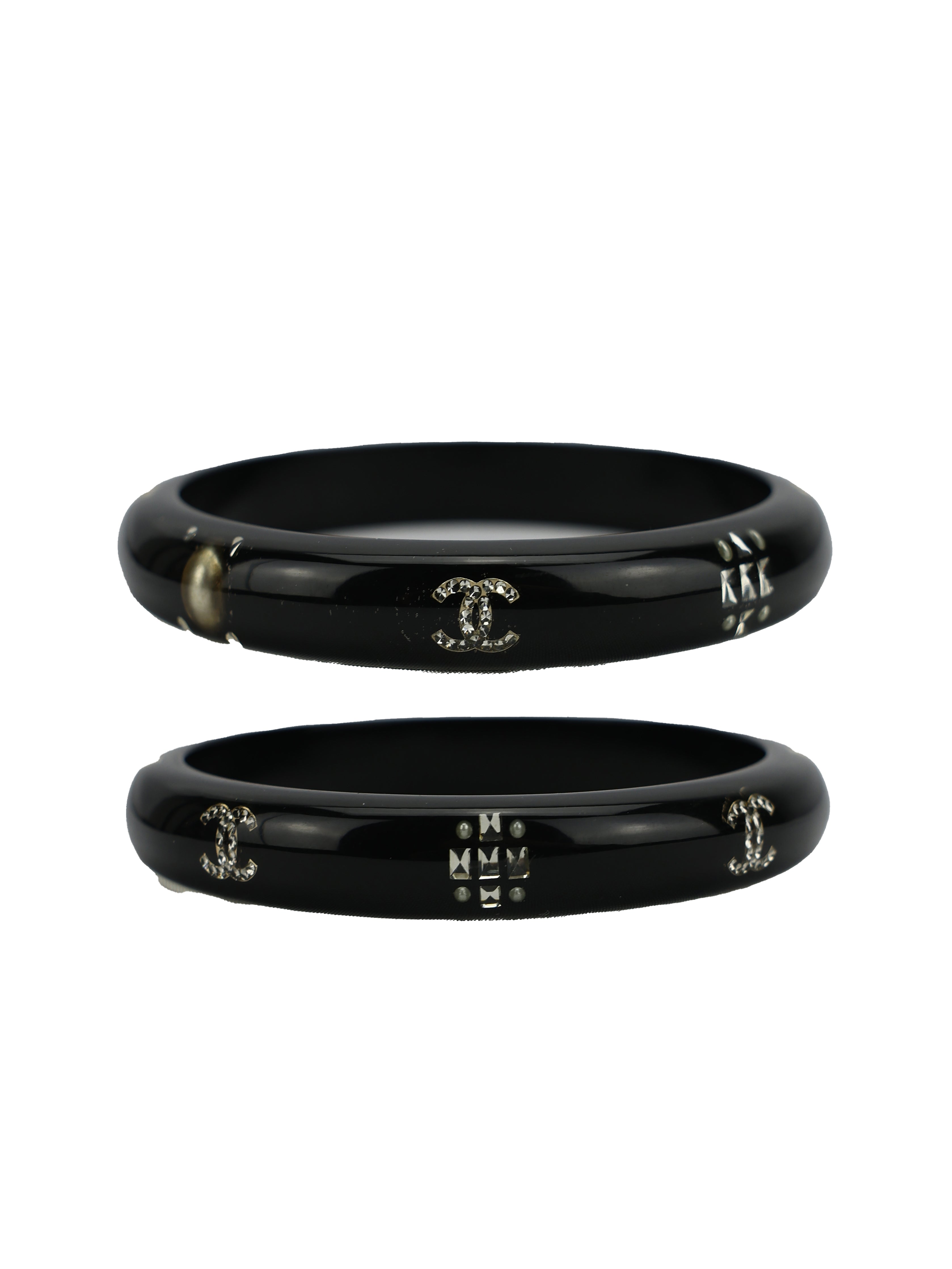 CHANEL BLACK RESIN CRYSTAL CC LOGO BRACELET SET